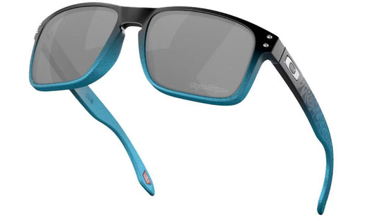 Holbrook - TLD Blue Fade