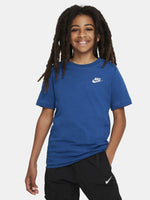 NSW TEE EMB FUTURA (B)