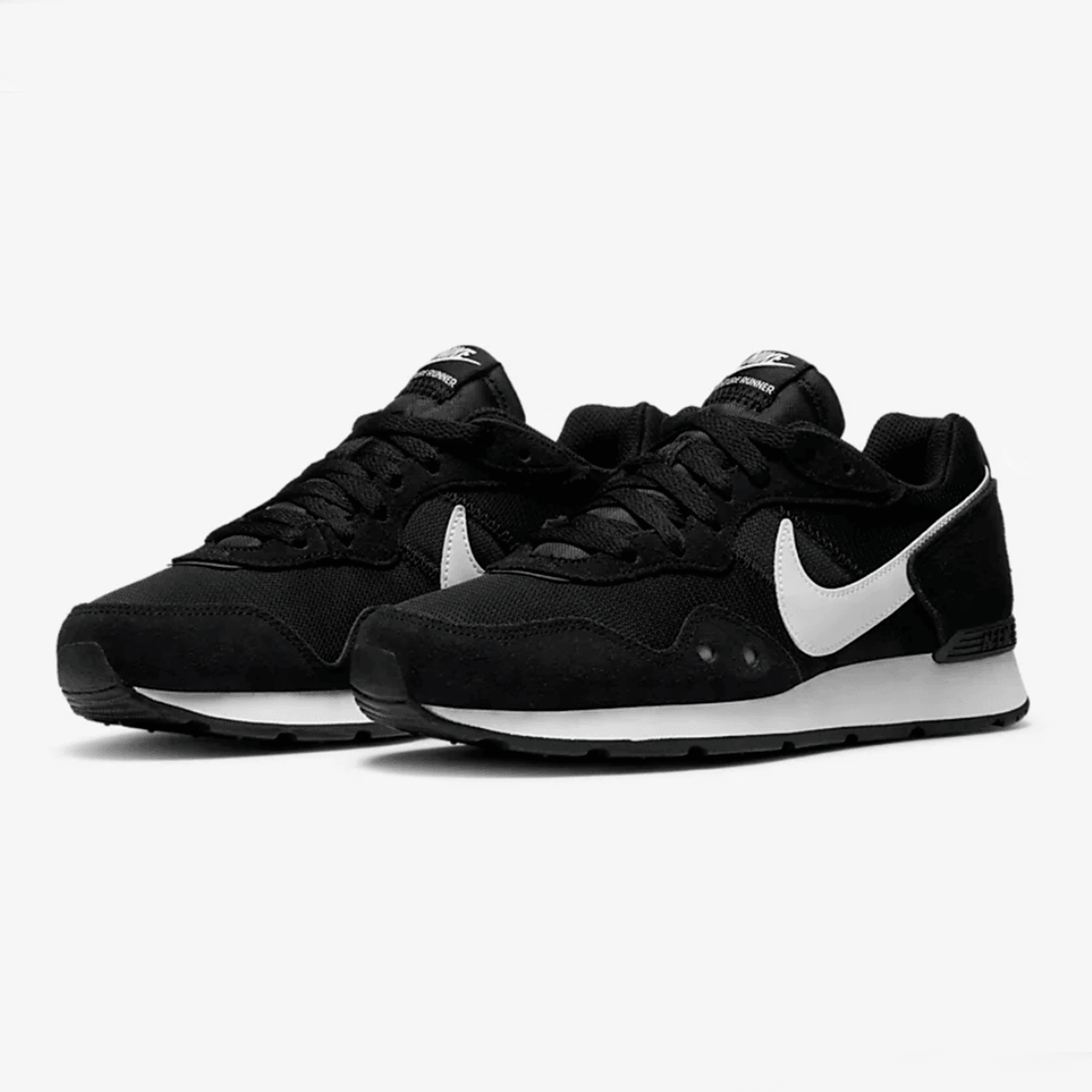 NIKE VENTURE RUNNER (W) - pikkorisport
