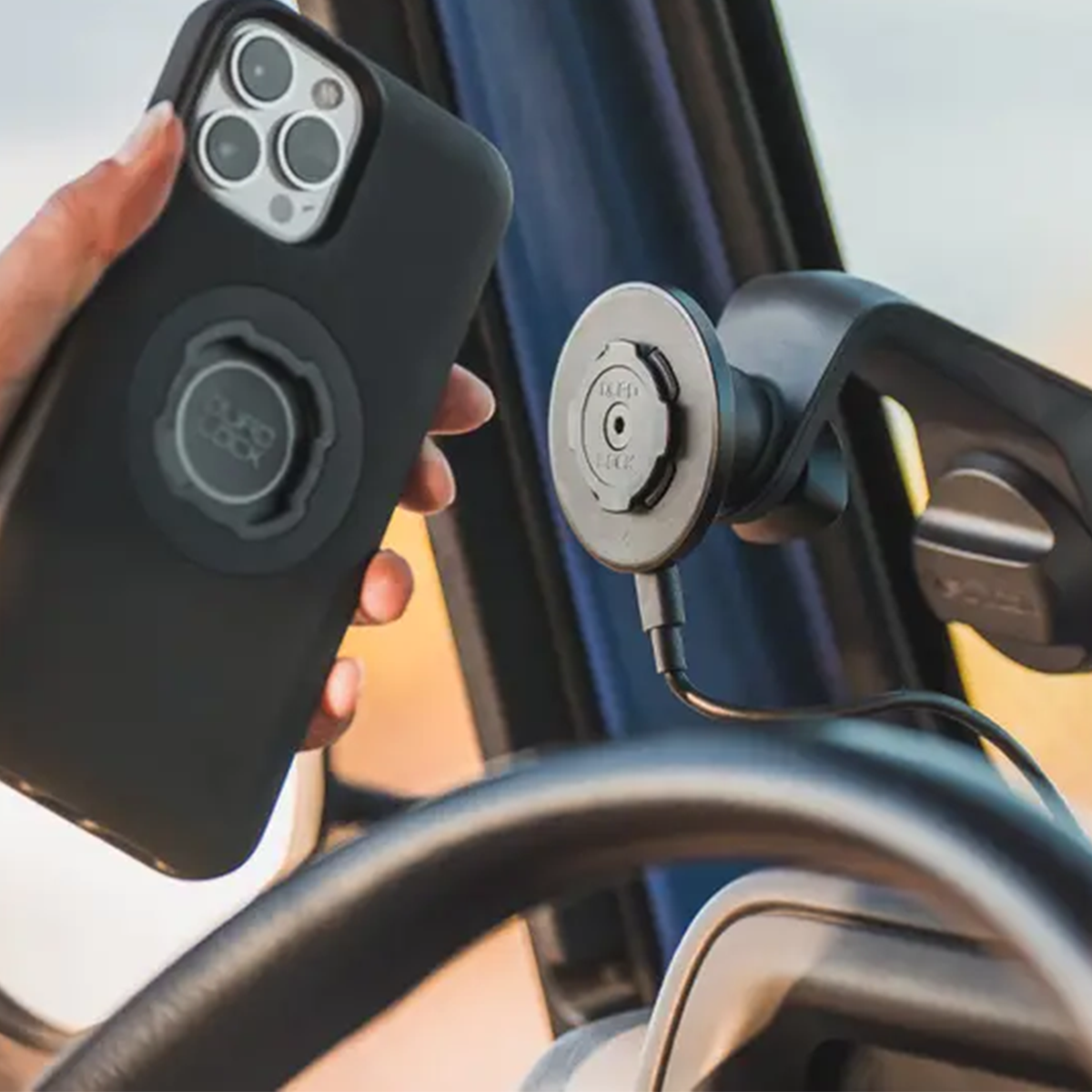 Quad Lock Wireless Charging Head