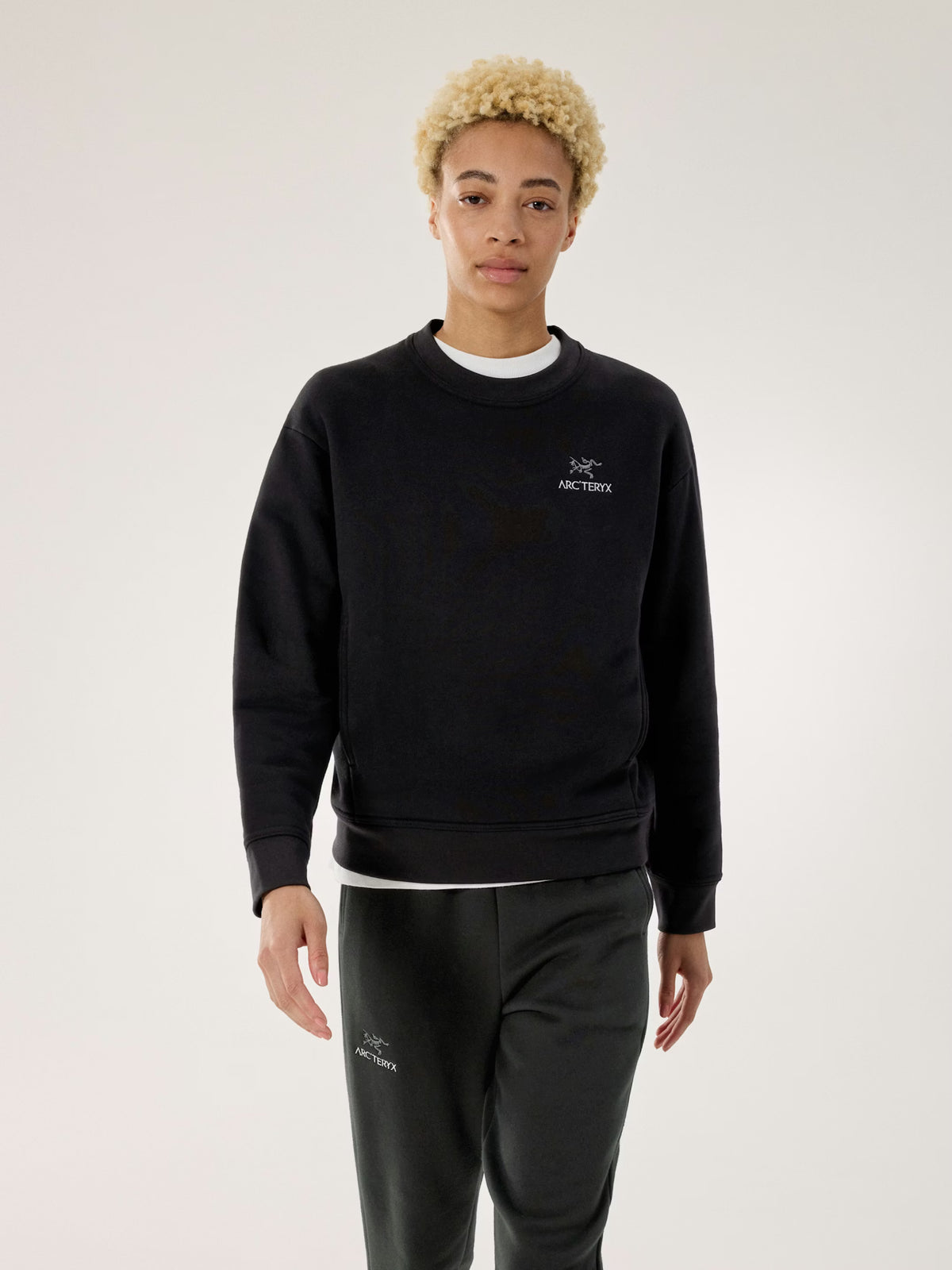 Emblem Fleece Crew (W)