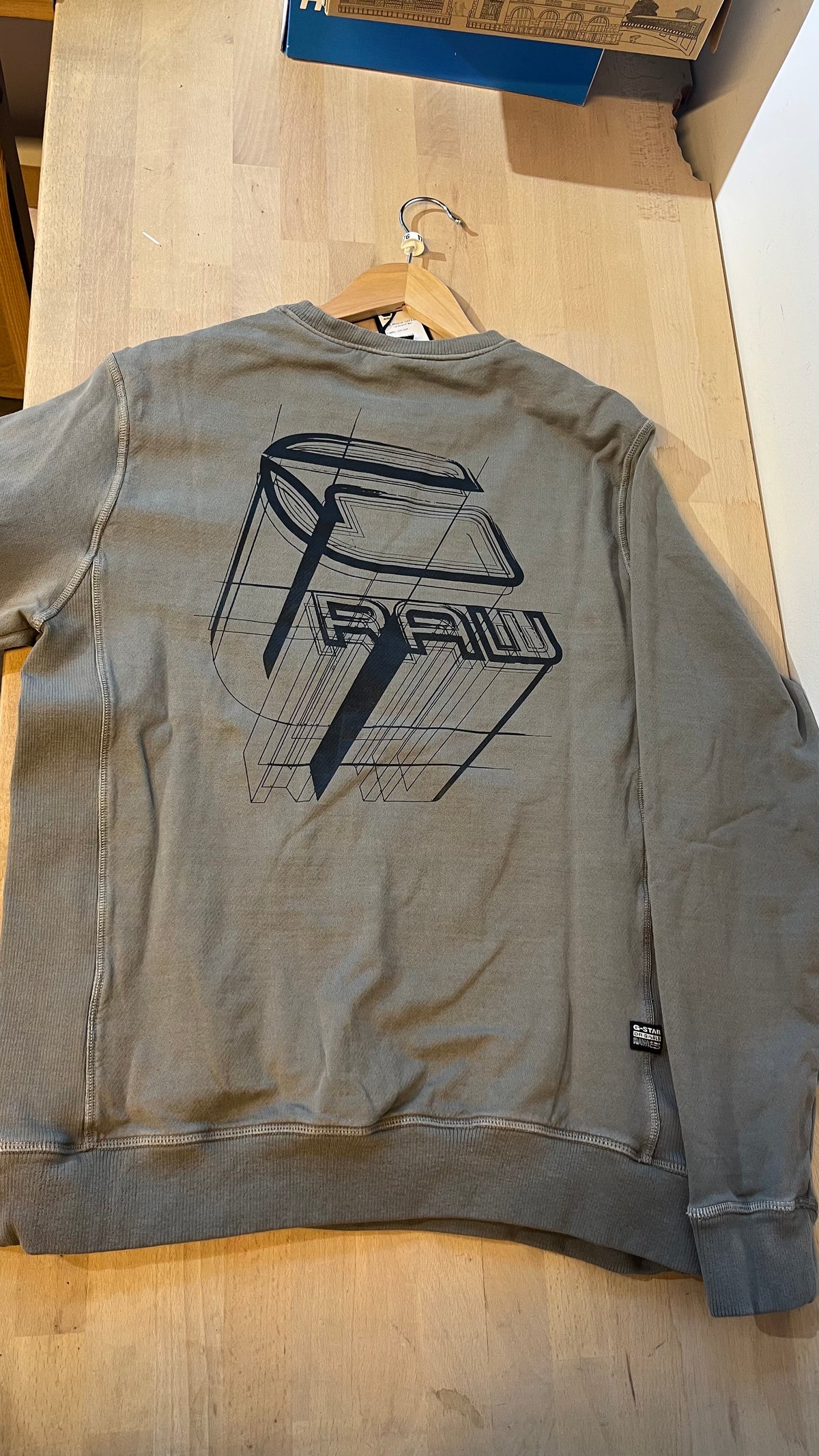 PREMIUM CORE R SW L/S G2-G137