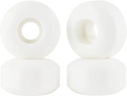 Essentials Skate 4 Wheels