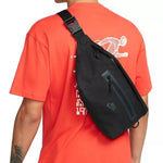 NK ELMNTL PRM WAISTPACK