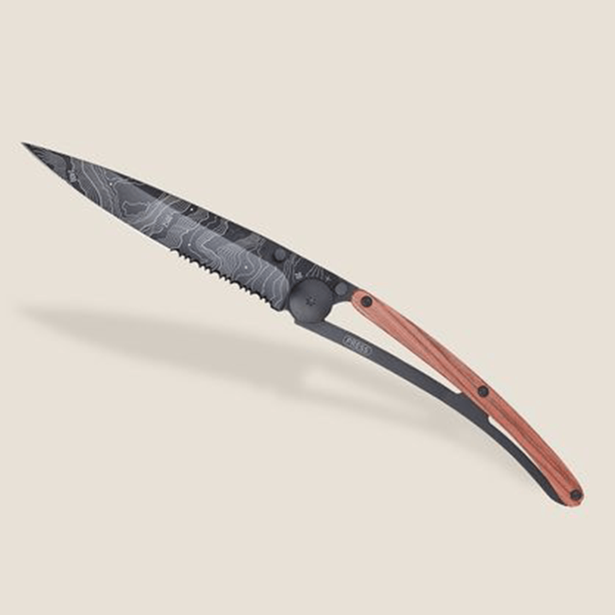Deejo Serrated Coral Wood Topography - pikkorisport
